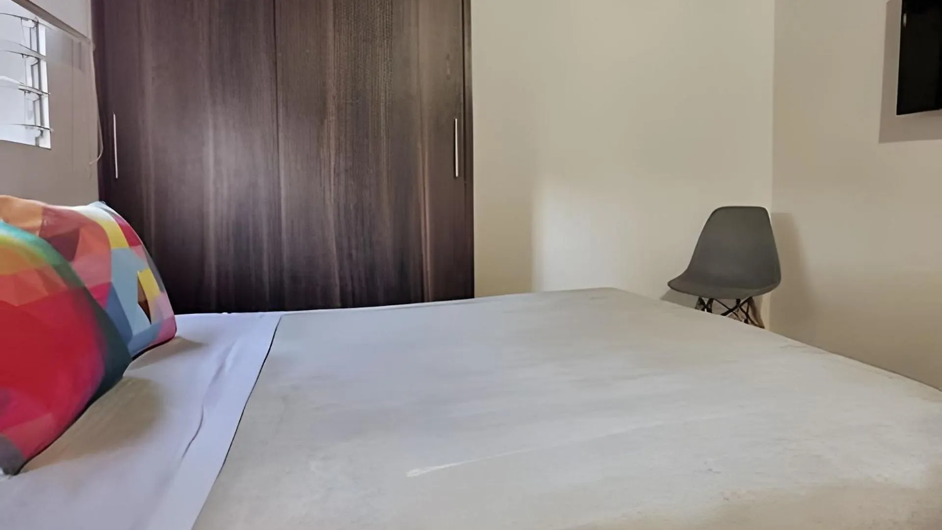 Apartamentos Urban Host En La 70 Medellin Colombia